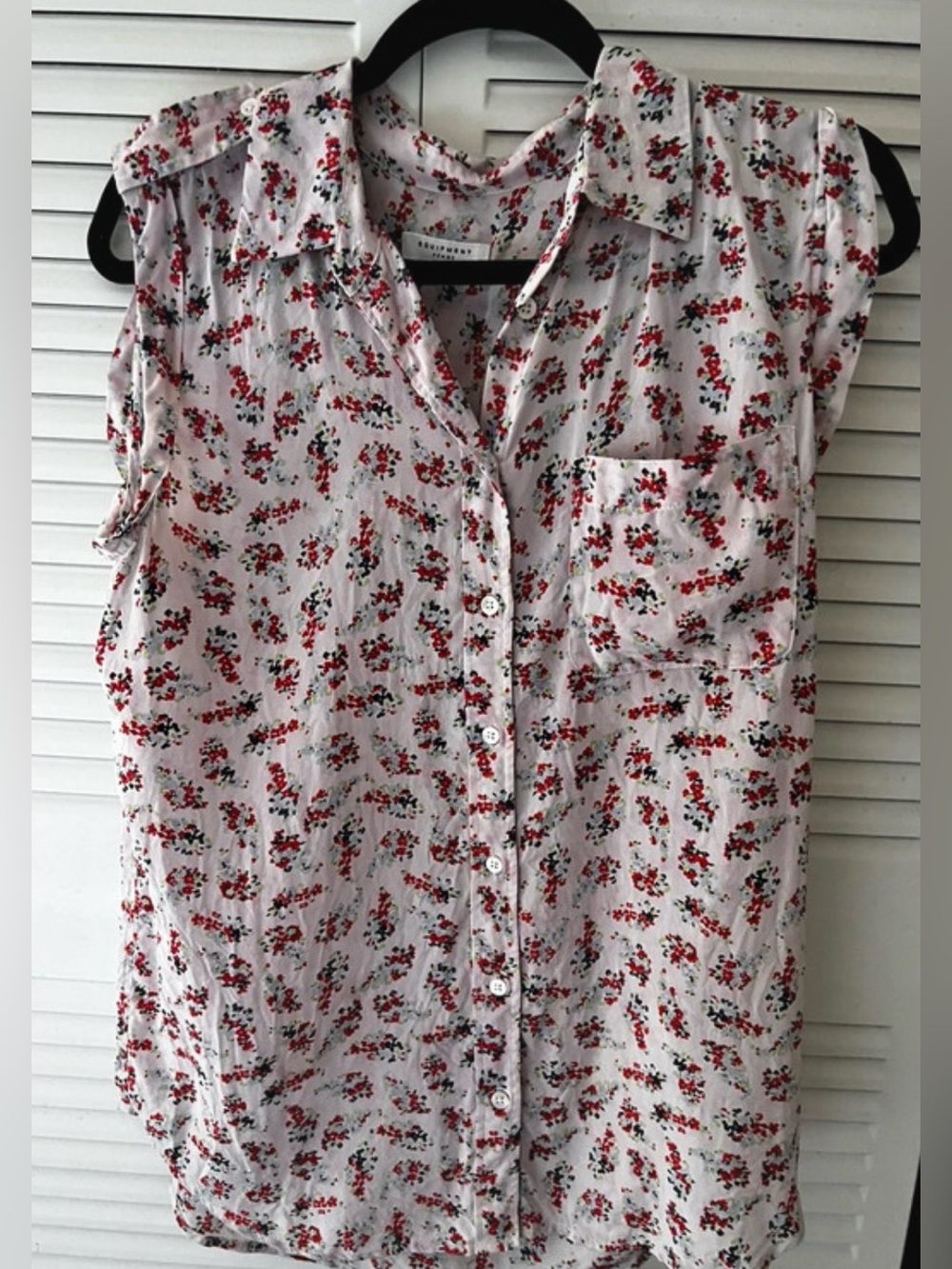 Equipment Femme Silk Sleeveless White Floral Button-Down Top